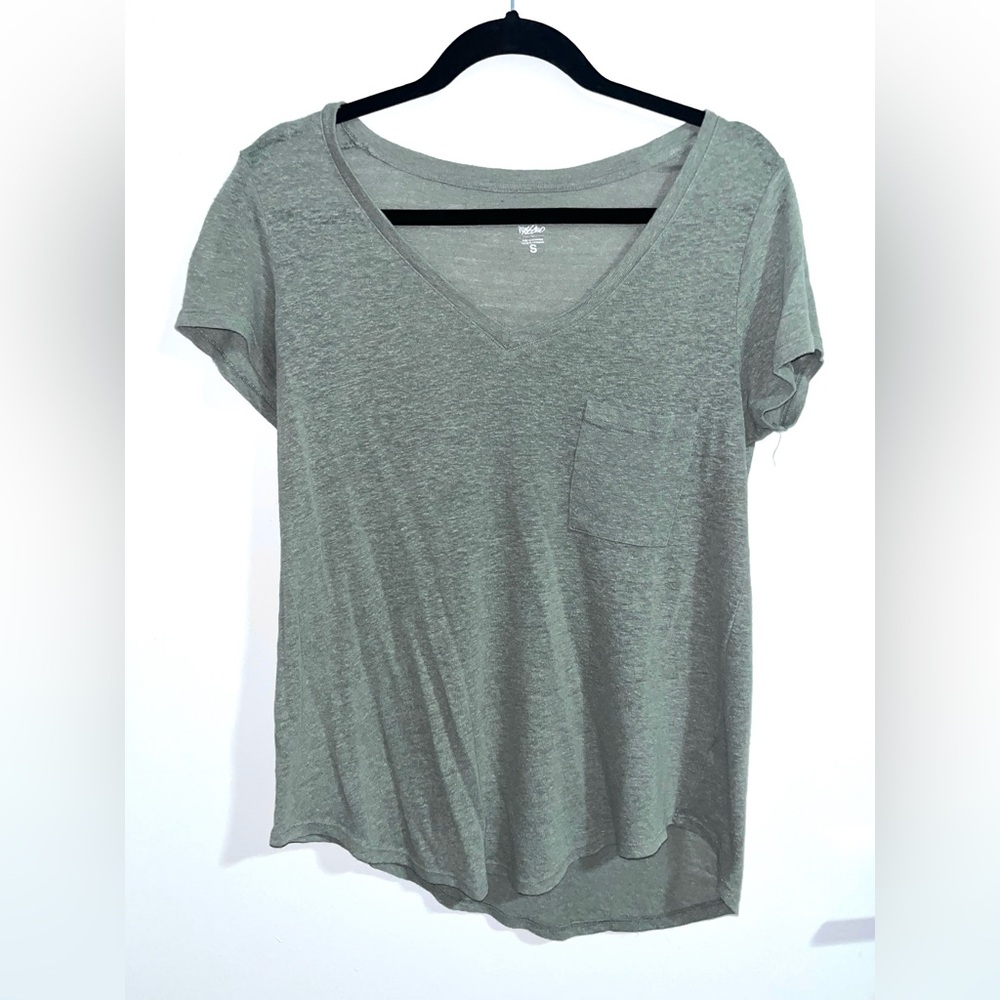 Women’s Army Green Mossimo V-Neck Tee | Size S